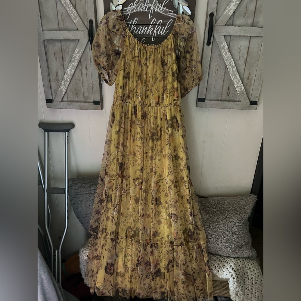 Size X-LARGE yellow Sun dress